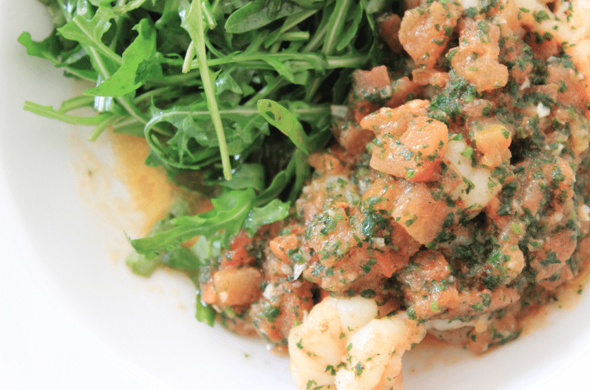 Пикантни тигрови скариди с рукола