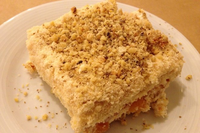 Бисквитена торта с маскарпоне и портокали